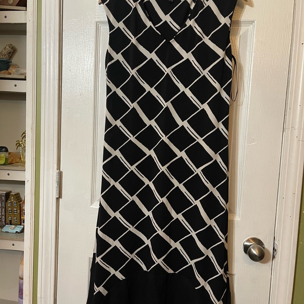 Luxology Black Maxi Dress with White Lattice Print